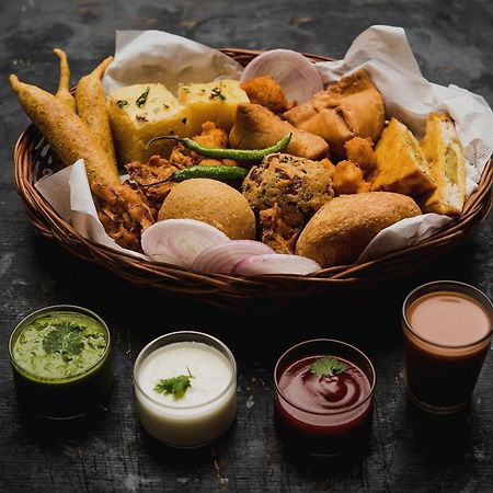 Hotel O Sr Grand Gorakhpur Exteriér fotografie